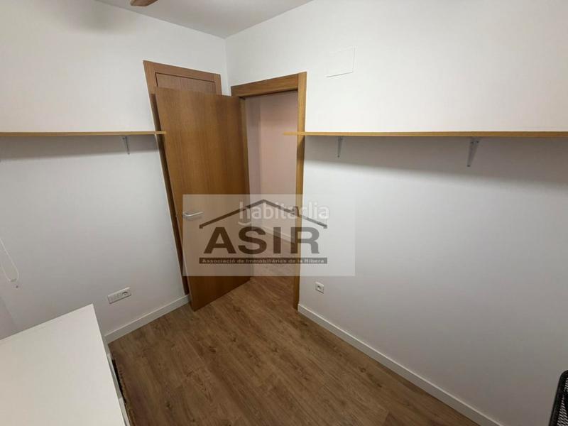 Foto dbceeb09-23a9-4aa2-a32d-2035e4b4ccd1. Lloguer pis a Pere Crespí Alzira