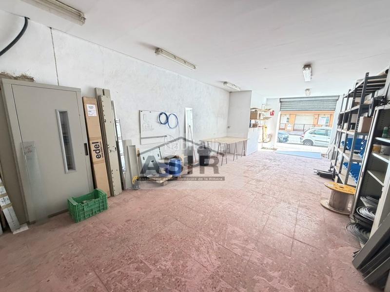 Foto 09bb2d79-57d8-4bba-a133-32138b2fc0e1. Local comercial  venta en Alquenència - Venècia Alzira