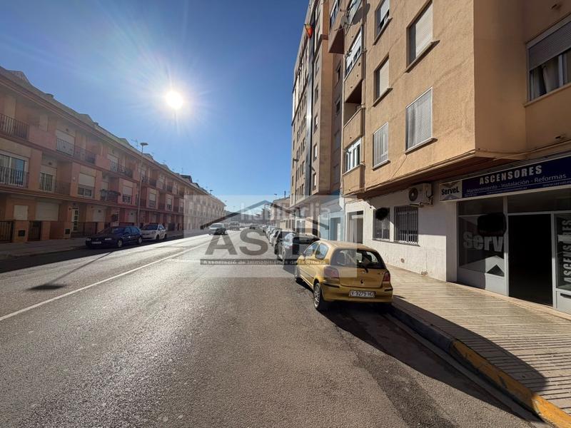 Foto 58717bb9-3fe4-4d87-9067-c8c3d5e640e0. Local comercial  venta en Alquenència - Venècia Alzira