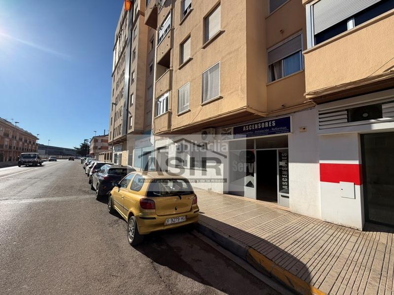 Foto f954a3d1-0c47-4afe-8238-378dca2da3dc. Local comercial  venta en Alquenència - Venècia Alzira
