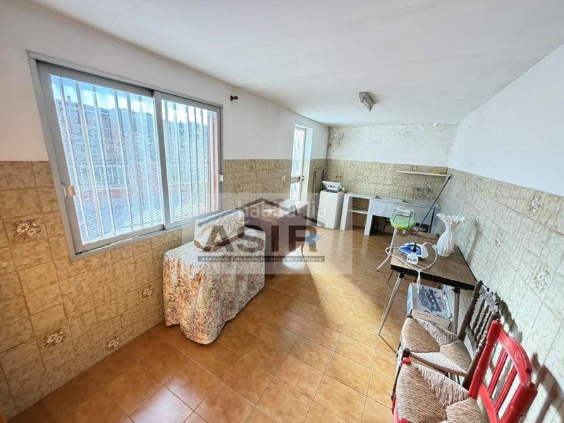 Foto 1926f2d0-0107-4842-a020-4b7ed42e313f. Casa amb aparcament a Pere Crespí Alzira
