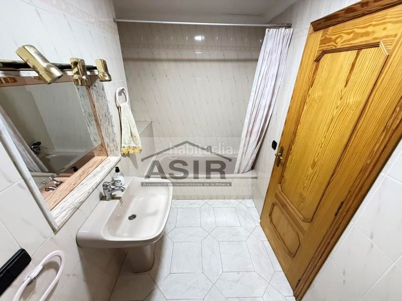 Foto 9e0cb136-5c30-4a2c-8e52-6b4d10931edc. Casa amb aparcament a Pere Crespí Alzira