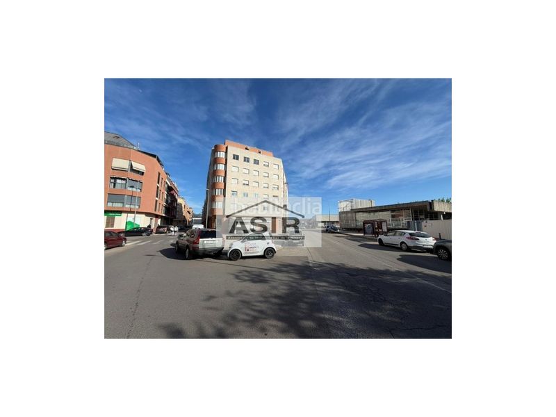 Foto 61dd8a81-b04b-445d-a301-365cf6dc66be. Pis a Sants Patrons Alzira