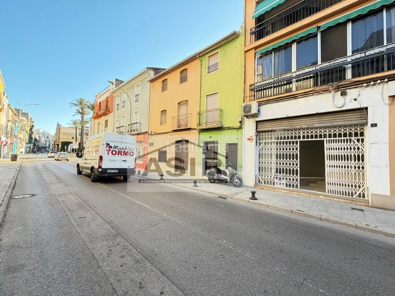 Foto be947749-03a9-45cd-9473-eb7f7cf3fa79. Local comercial  venta en Carcaixent