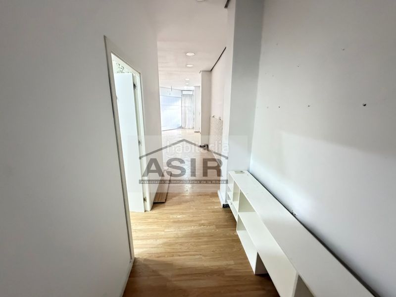 Foto f2100f2c-e733-4307-b2fd-ee503f4a6369. Local comercial  venta en Carcaixent