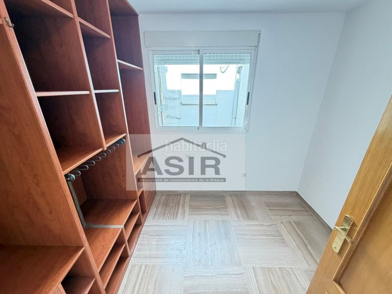 Foto 718d5f65-683b-4377-b1cf-c2ef2d8f9be5. Pis amb aparcament a Algemesí