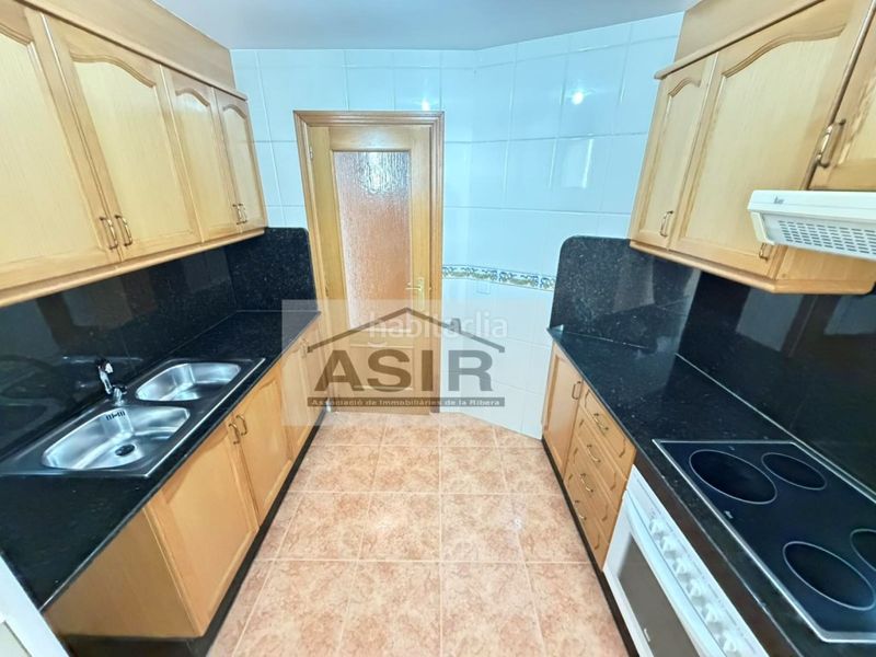 Foto b272721c-63d0-4137-8e0f-582e3e024b8a. Pis amb aparcament a Algemesí