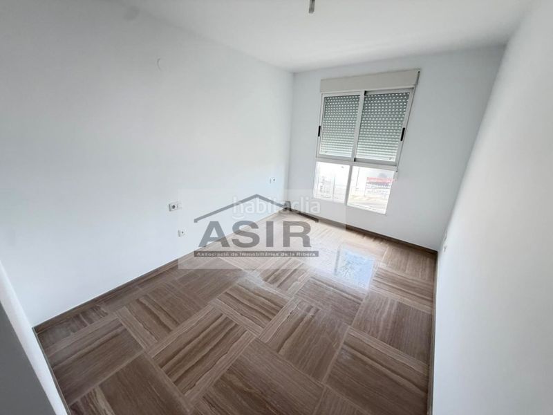 Foto b6369b0e-0efa-492b-8cdf-9e8188a6638a. Pis amb aparcament a Algemesí