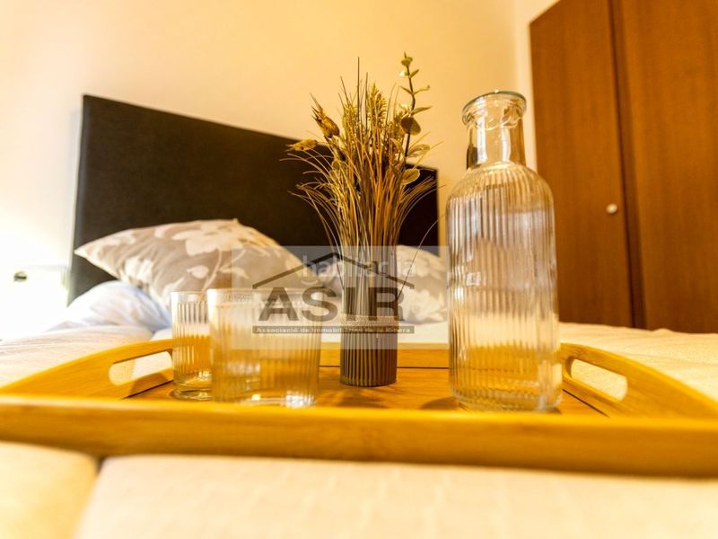 Foto 6dc19ee5-a9fd-4722-8022-f82916561f60. Estudi a Xàtiva