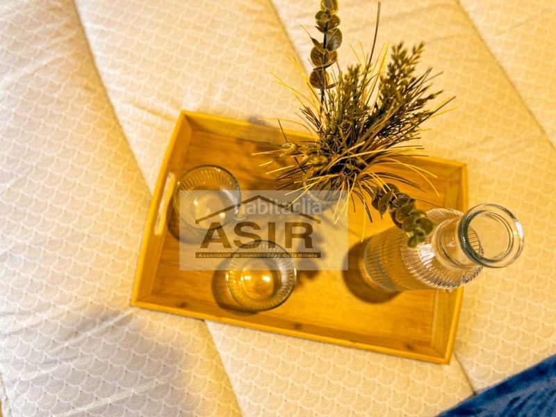 Foto c295d6f7-036a-4795-a75d-058d3cde6a09. Estudi a Xàtiva