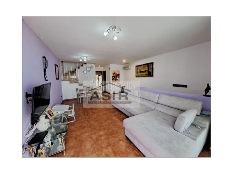 Foto 79b4b7e0-f708-4056-851d-2e60e0c7e154. Casa amb aparcament piscina a El Faro Cullera