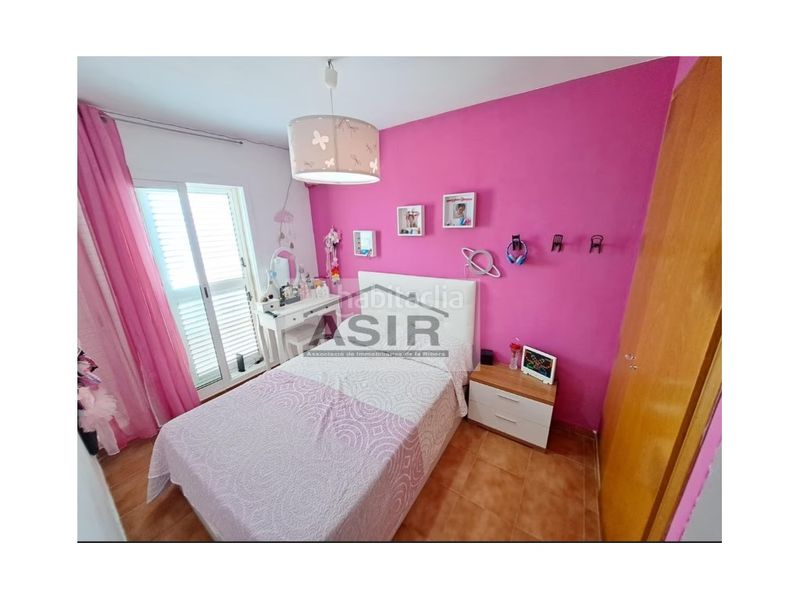 Foto a2a55030-826d-4c10-838c-cc2f136488d4. Casa amb aparcament piscina a El Faro Cullera