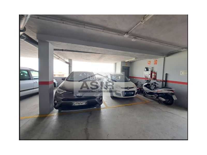 Foto e978bbae-cee8-4091-ade7-08b44b2420bb. Casa amb aparcament piscina a El Faro Cullera