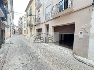Lloguer Local Comercial  Calle carnissers. Local comercial alquiler alzira