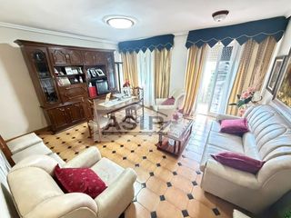 Pis  Calle trafalgar. Piso 4 habitaciones venta alzira