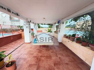 Chalet  Calle matilde malo. Chalet 5 habitaciones venta alzira