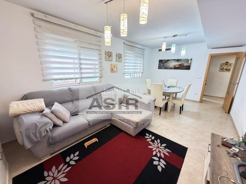 Foto b9954c27-12d4-43d7-9b55-664e1fc6f66b. Pis amb aparcament a Benicull De Xúquer