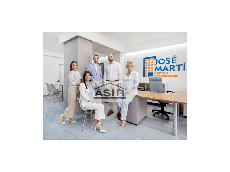 Foto 0915fc6d-0ff1-438b-a838-7d3724f1b51d. Aparcament cotxe a Carcaixent