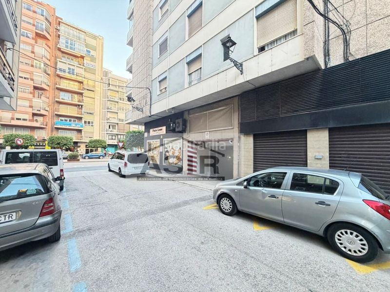 Foto 06594f35-831c-410b-856e-9c337f864cbe. Aparcament cotxe a Centre Alzira