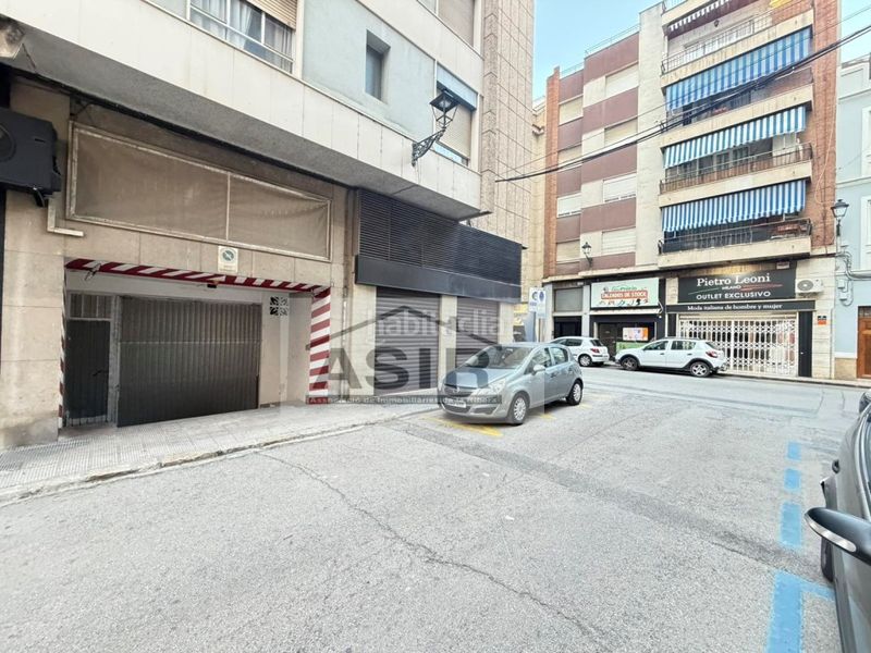 Foto 2d3b8e6c-210f-4d45-bed1-4370fdfe10f2. Aparcament cotxe a Centre Alzira
