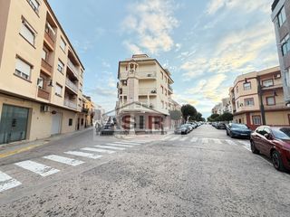Geschäftsraum  Calle ausias march. Local comercial venta lalcúdia