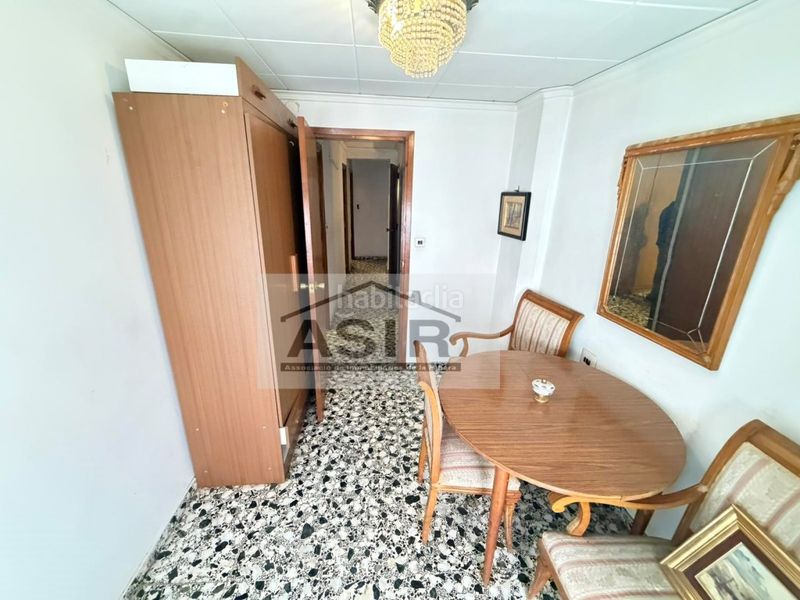 Foto 3ceeb42f-8f1c-4e79-8259-78e48b7dd84d. Casa a Centre Alzira