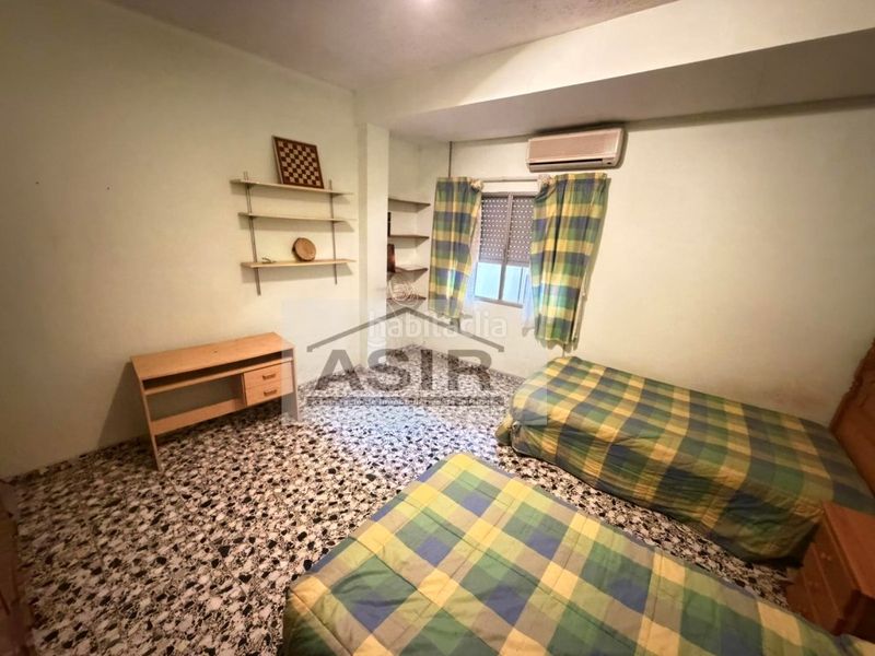 Foto a49ec7f3-5c9c-45bb-8fc7-d554a8db7f81. Casa a Centre Alzira