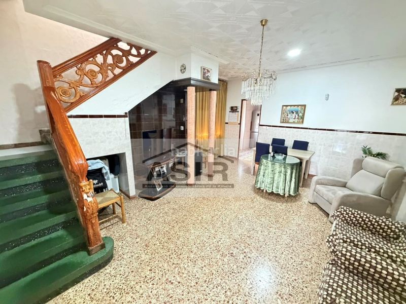 Foto 1b9e882b-945d-4805-adc3-d02448175698. Casa  5 habitaciones venta en Alquenència - Venècia Alzira