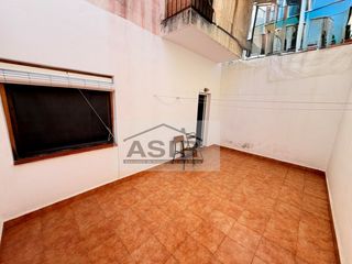 Flat  Calle cardenal marti. Piso 3 habitaciones venta algemesí