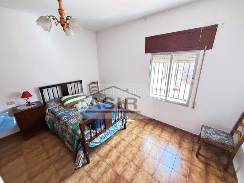 Foto 02426268-da8d-45a6-8491-441df2ec659e. Casa amb aparcament a Alquerieta Alzira