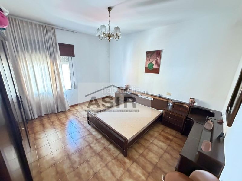 Foto 1a1eef98-b2fc-43a3-bdcd-ecf9009ed8de. Casa amb aparcament a Alquerieta Alzira