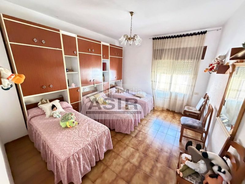 Foto de007f9f-e100-4248-8a7f-03f70b916a97. Casa amb aparcament a Alquerieta Alzira