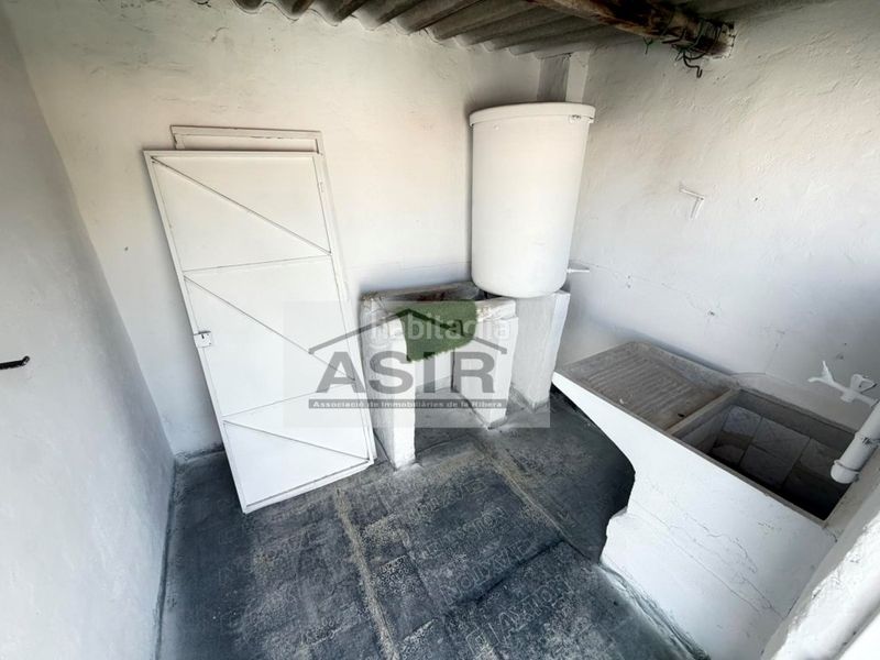 Foto 3511e60f-8d00-4764-9a8c-ed4d10ea5672. Edificio  venta en La Vila Alzira