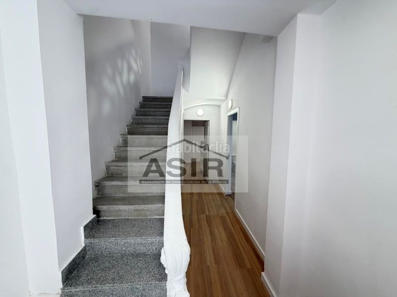 Foto 94c2aa4a-b3df-4c3f-a074-e6bb7ba4ab69. Edificio  venta en La Vila Alzira
