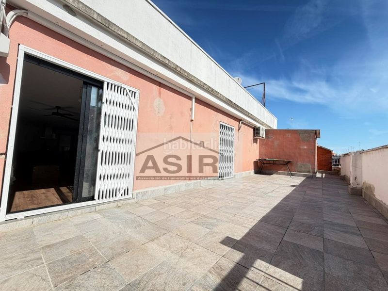 Foto f9ac158a-f466-4aa6-8335-cc40ab151450. Àtic a Pere Crespí Alzira