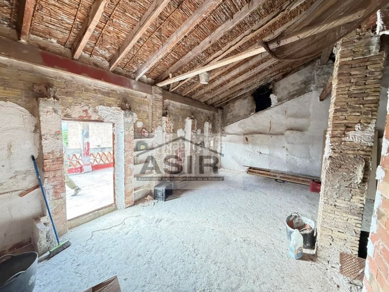 Foto 0e3ce8d4-625b-4bd1-aa8b-c42d3049807d. Casa amb aparcament a Rafelguaraf