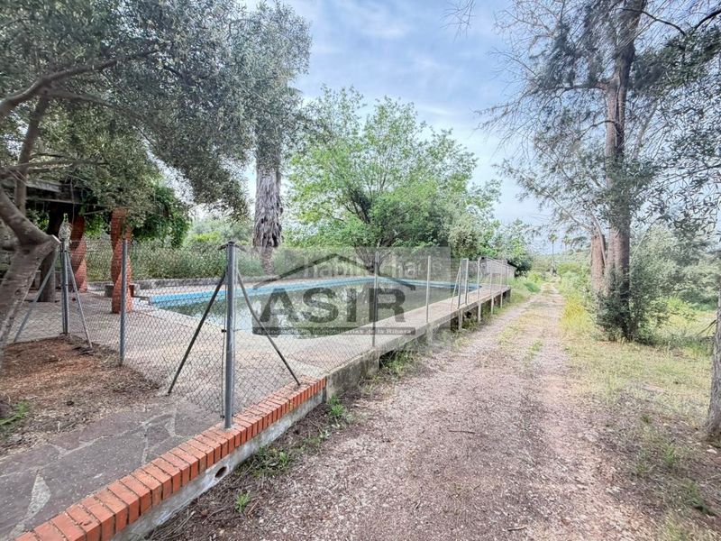 Foto c1038a19-26cd-44ca-8c63-d320f31ef069. Xalet amb aparcament piscina a Rafelguaraf
