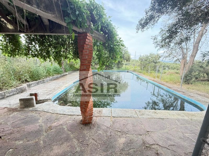Foto e8479017-6d73-41ec-b653-dc1f51428286. Xalet amb aparcament piscina a Rafelguaraf