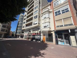 Gebäude  Plaza major. Edificio venta alzira