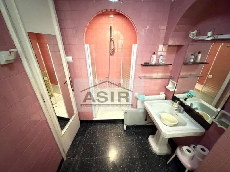 Foto 8f13bc6b-2a60-4b51-bab3-9feb063fc584. Edificio  venta en Centre Alzira