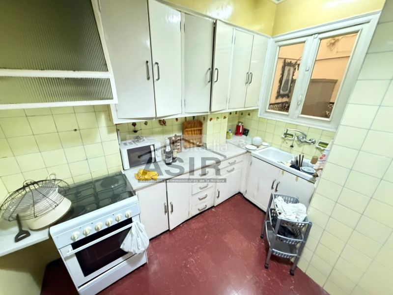 Foto c396b848-ca5c-46e3-8f2e-1c95c7444962. Edificio  venta en Centre Alzira