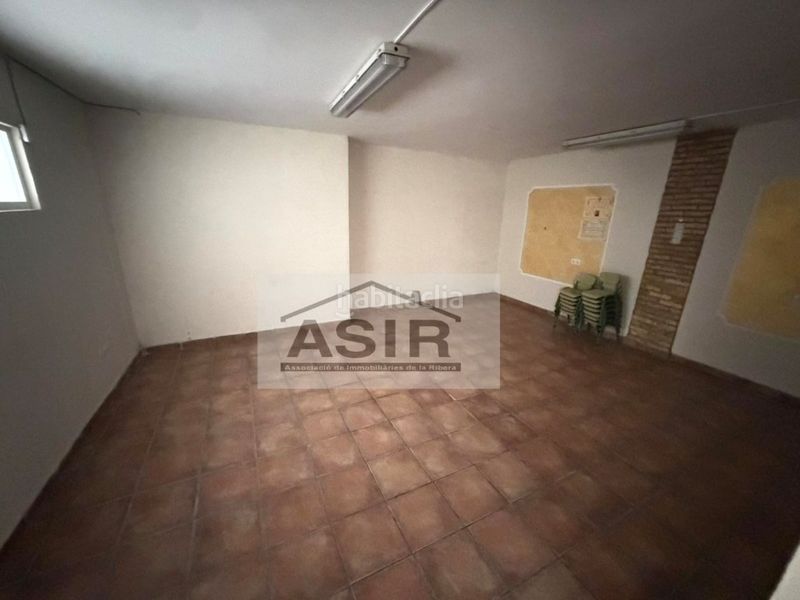Foto c9645b6e-3b37-4f09-ab68-099267b08479. Local comercial a Carcaixent