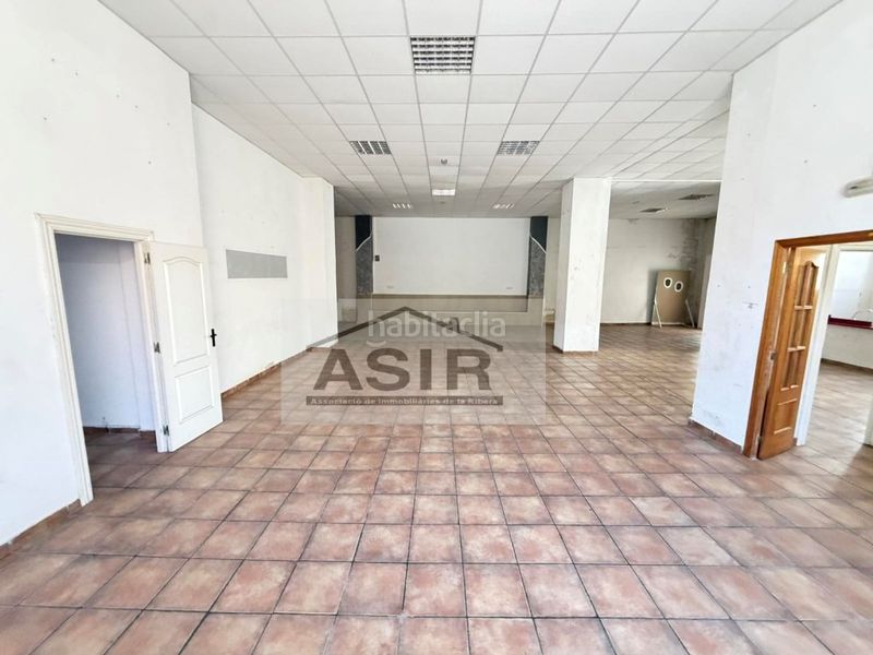 Foto dd4525b2-3cd7-4505-a8c6-1fd027c9ff1d. Local comercial a Carcaixent