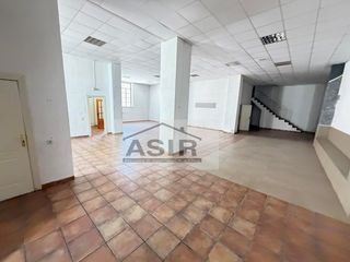 Local Comercial a Calle Echegaray