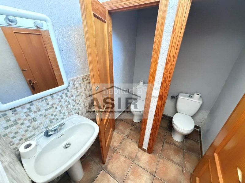 Foto efd886de-7f00-4f5d-96a0-6daaf769a499. Local comercial a Carcaixent