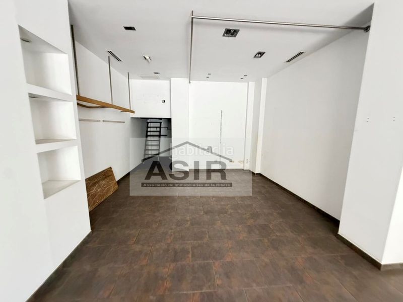Foto 50eabb55-0e3e-4c45-9450-74ed2374478d. Edifici a Centre Alzira