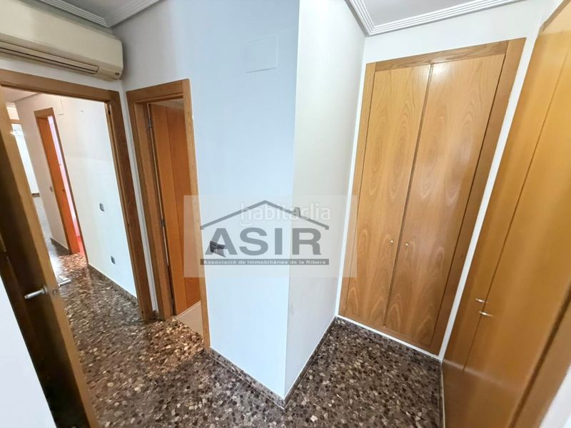 Foto b8c6b016-e701-4c06-b8f7-dc02c1982852. Pis amb aparcament a Alquenència - Venècia Alzira