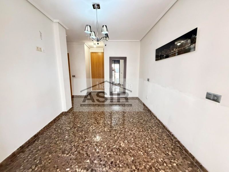 Foto f31c5f66-3ab0-49a5-a3e7-9bb12c938cbe. Pis amb aparcament a Alquenència - Venècia Alzira