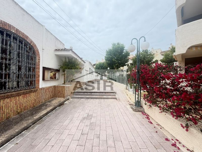 Foto cf5a3b9d-1b87-41fd-90e7-72ecfaefd29e. Local comercial bar restaurante venta en Devessa - Monte Pego Dénia