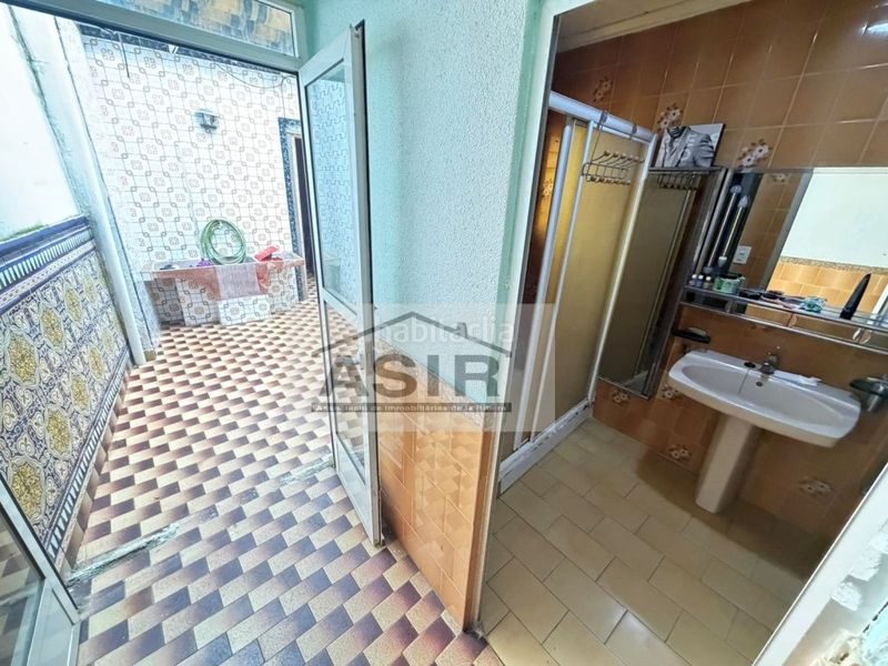 Foto eec12681-baf0-46d4-b6d0-bc606bb69061. Casa a Rotglá y Corberá